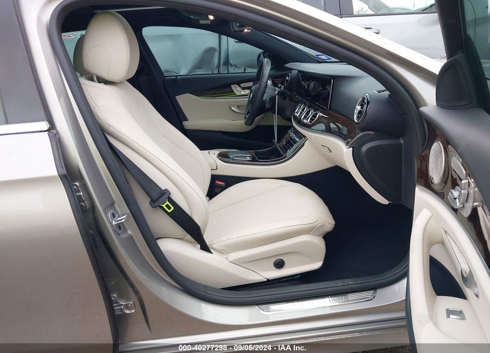 2022 MERCEDES-BENZ E 350 VIN: W1KZF8DB7NB087980