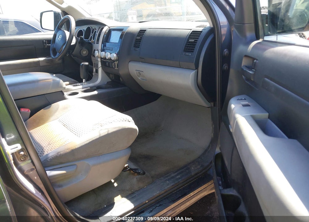 2007 TOYOTA TUNDRA SR5 5.7L V8 VIN: 5TBEV541X7S462170