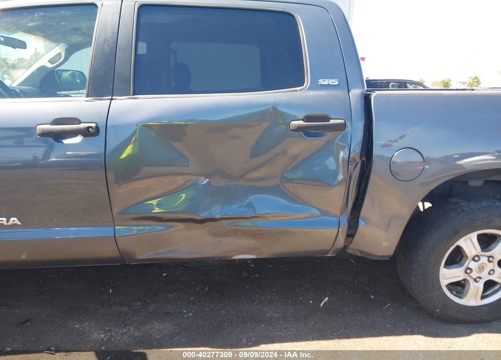 2007 TOYOTA TUNDRA SR5 5.7L V8 VIN: 5TBEV541X7S462170