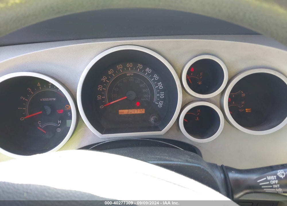2007 TOYOTA TUNDRA SR5 5.7L V8 VIN: 5TBEV541X7S462170