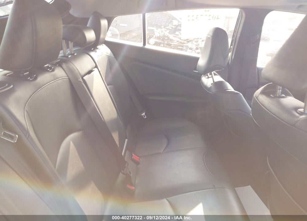 2018 TOYOTA PRIUS FOUR VIN: JTDKARFUXJ3067550