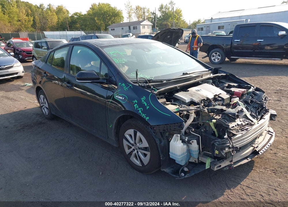 2018 TOYOTA PRIUS FOUR VIN: JTDKARFUXJ3067550