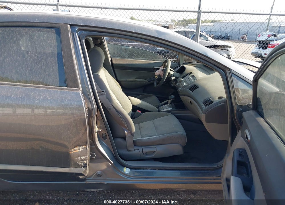 2010 HONDA CIVIC LX VIN: 19XFA1F52AE066400