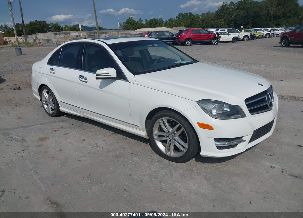 2014 MERCEDES-BENZ C 250 LUXURY/SPORT VIN: WDDGF4HB9ER308125