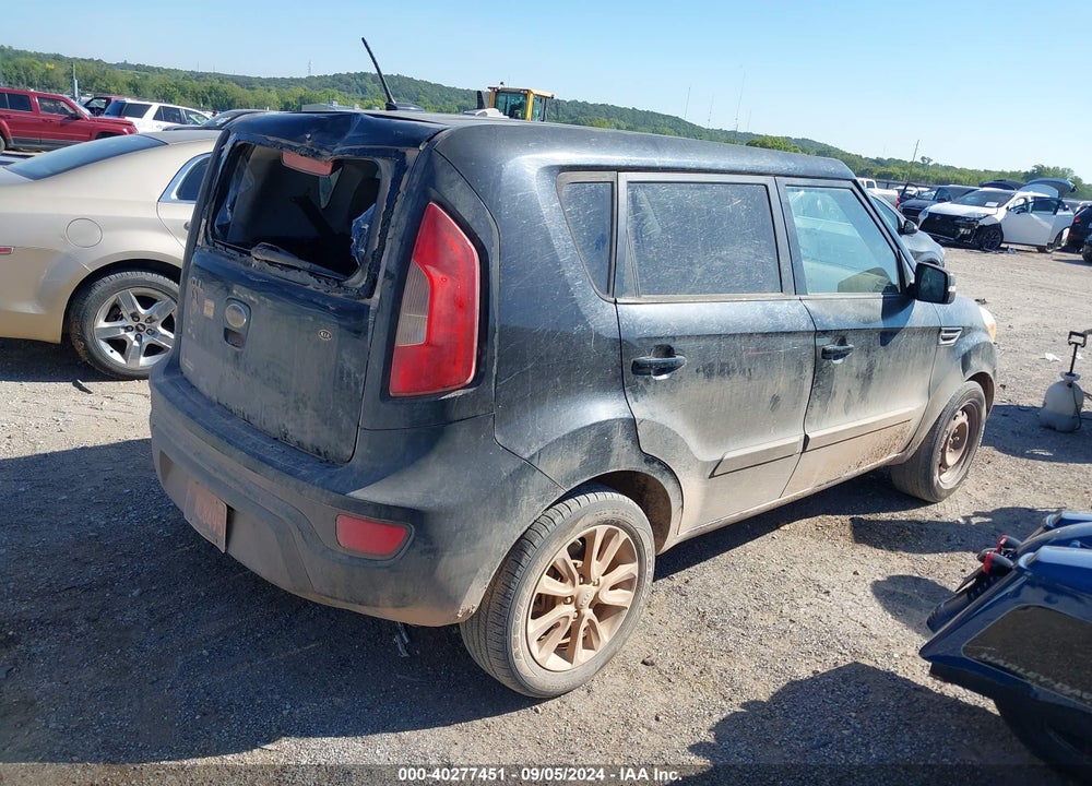 2013 KIA SOUL VIN: KNDJT2A68D7749829