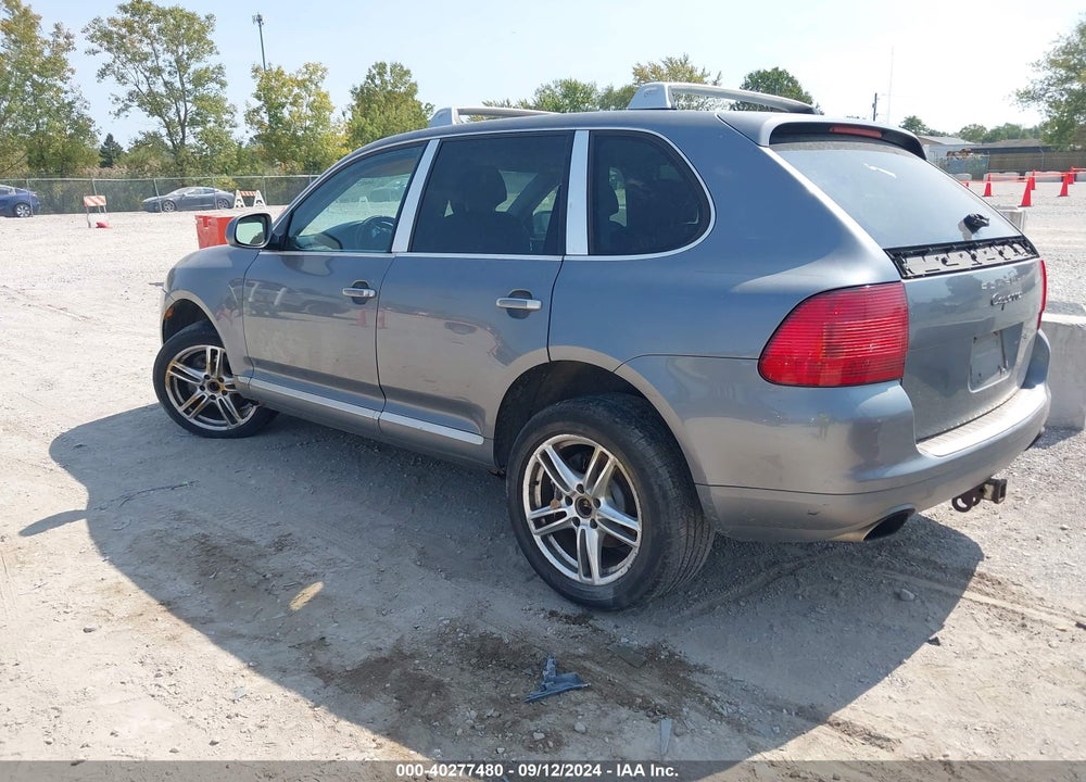 2005 PORSCHE CAYENNE VIN: WP1AA29P15LA24535