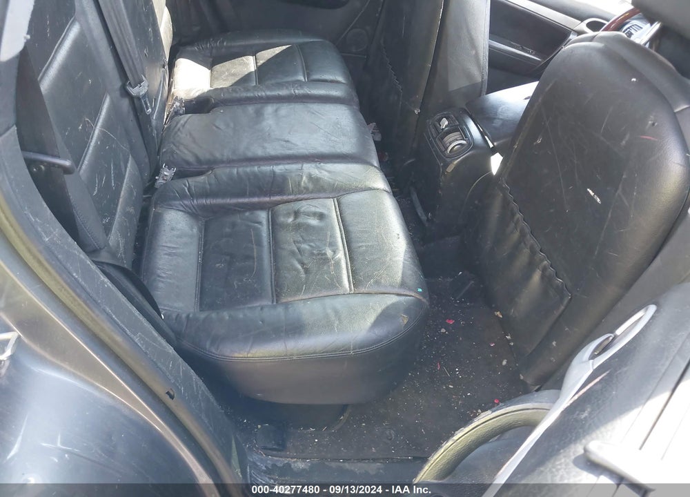 2005 PORSCHE CAYENNE VIN: WP1AA29P15LA24535
