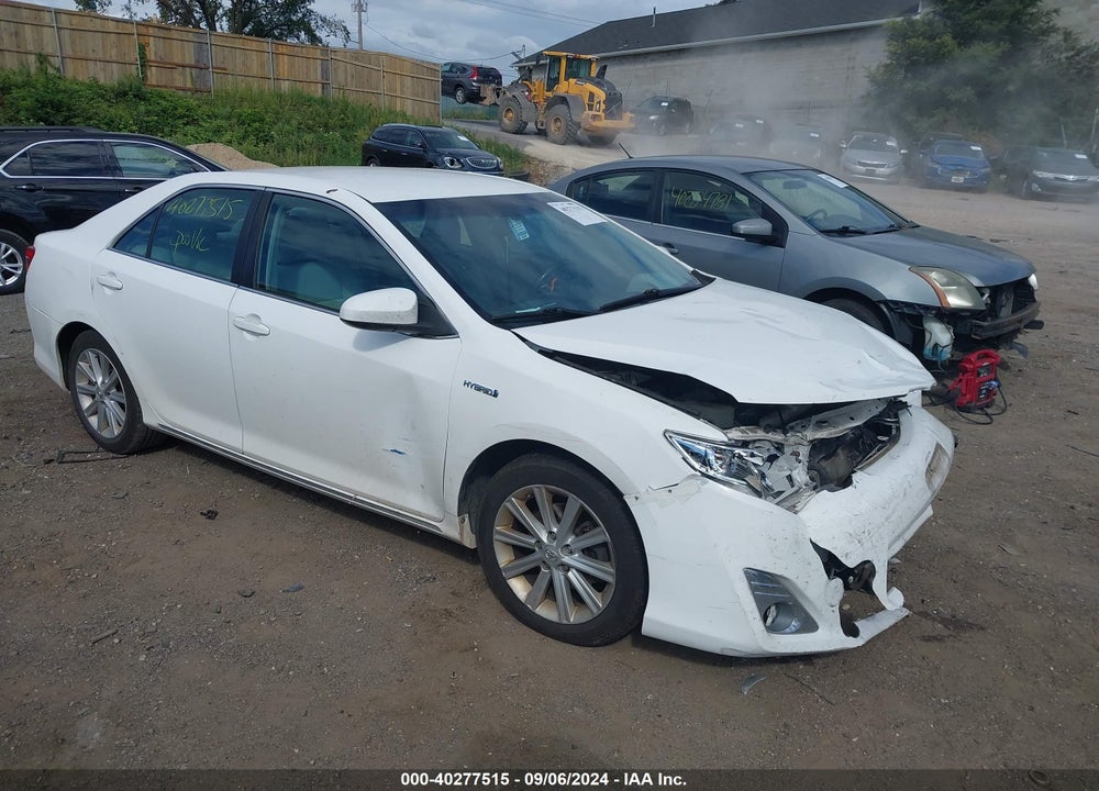 2014 TOYOTA CAMRY HYBRID XLE VIN: 4T1BD1FK8EU105232