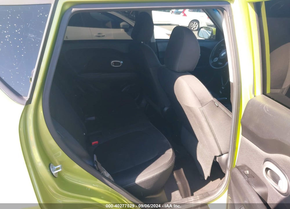 2015 KIA SOUL VIN: KNDJN2A26F7777588