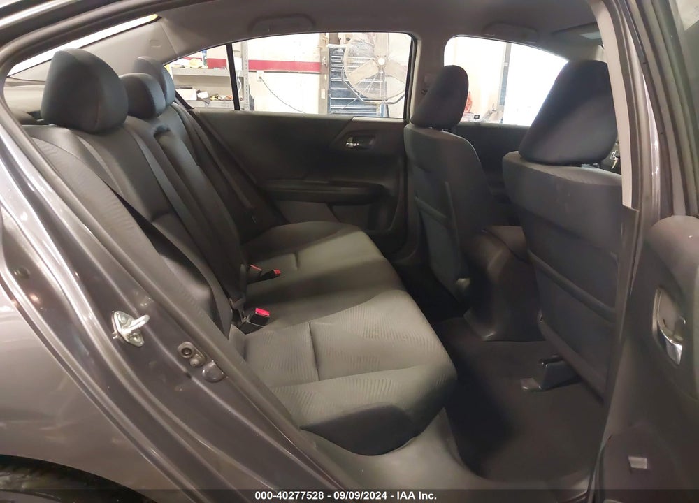 2017 HONDA ACCORD LX VIN: 1HGCR2F30HA230080