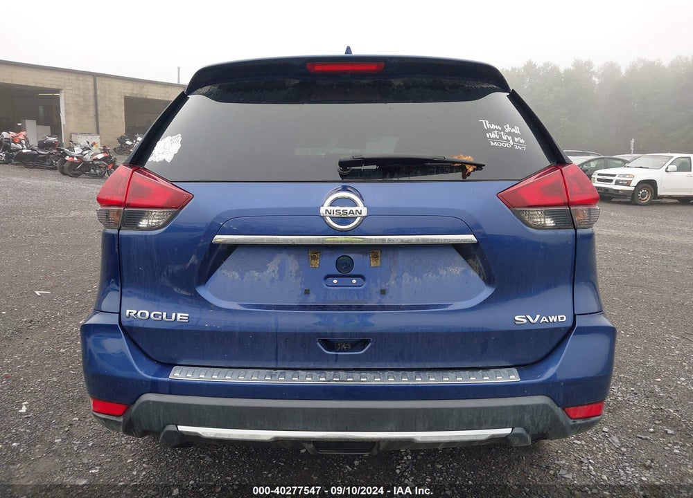 2018 NISSAN ROGUE SV VIN: 5N1AT2MV8JC848068