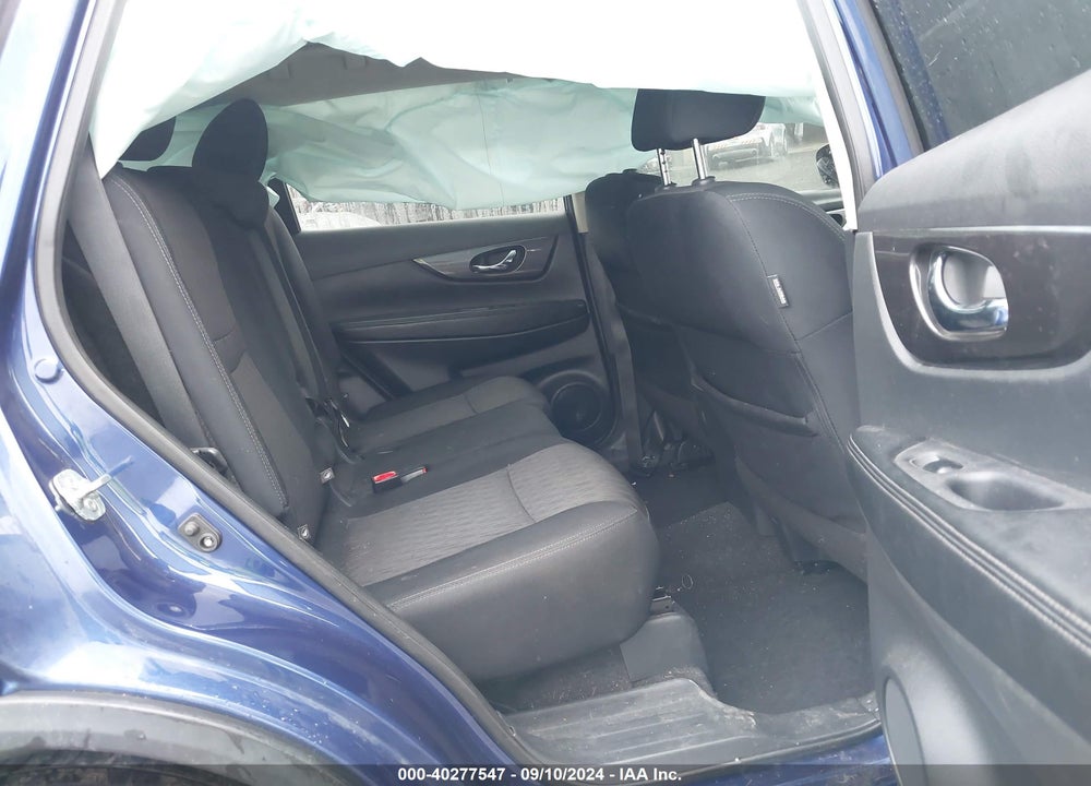 2018 NISSAN ROGUE SV VIN: 5N1AT2MV8JC848068