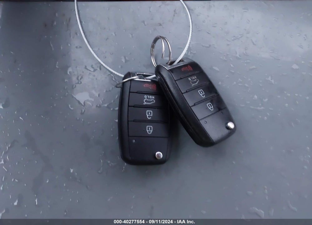 2016 KIA SOUL VIN: KNDJN2A21G7839657