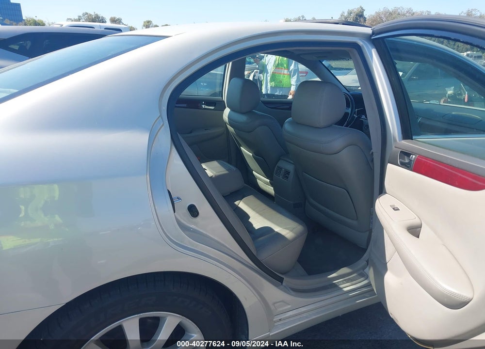 2004 LEXUS ES 330 VIN: JTHBA30G145003517