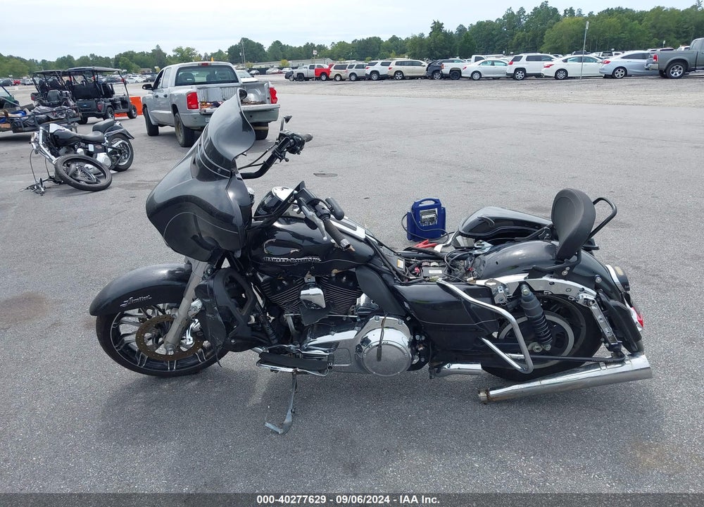2015 HARLEY-DAVIDSON FLHTKL ULTRA LIMITED LOW VIN: 1HD1KKL10FB678967