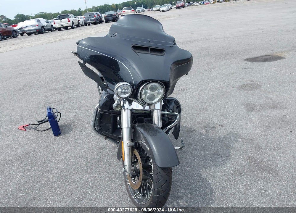 2015 HARLEY-DAVIDSON FLHTKL ULTRA LIMITED LOW VIN: 1HD1KKL10FB678967