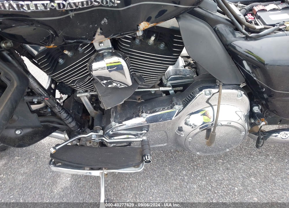 2015 HARLEY-DAVIDSON FLHTKL ULTRA LIMITED LOW VIN: 1HD1KKL10FB678967