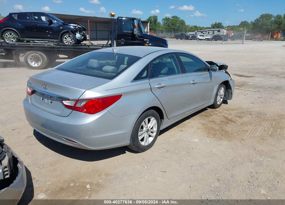 2012 HYUNDAI SONATA GLS VIN: 5NPEB4AC7CH454690