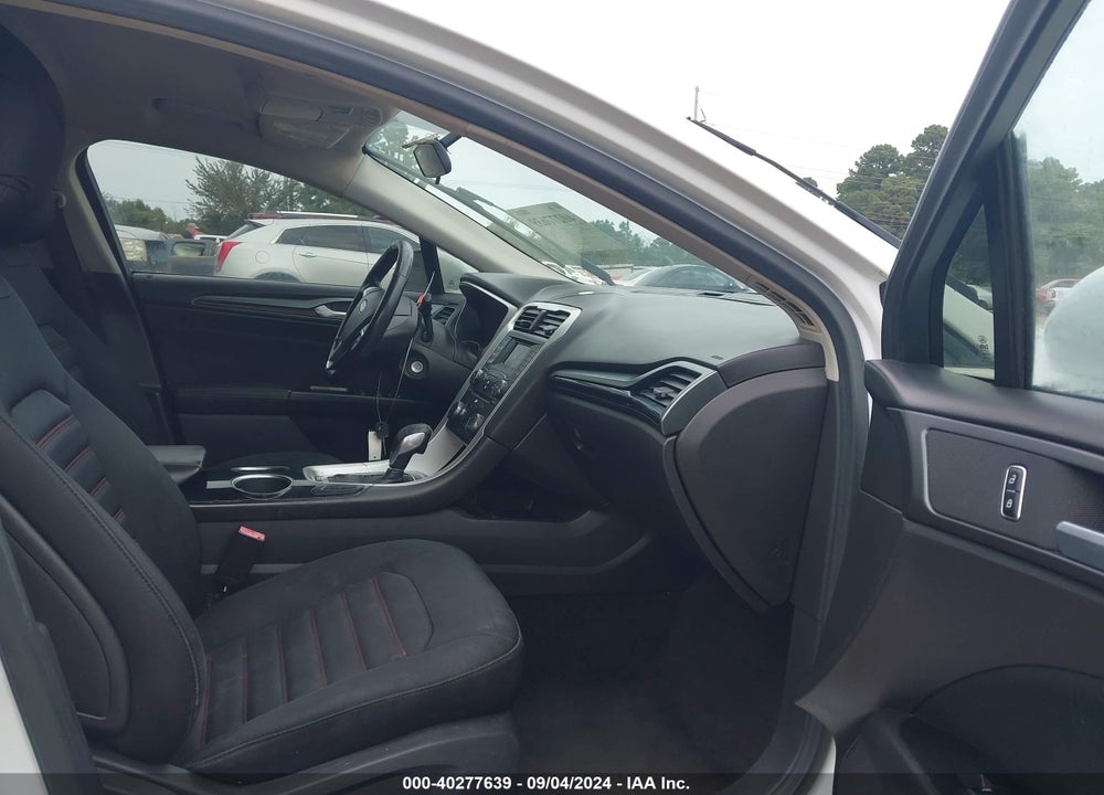 2013 FORD FUSION VIN: 3FA6P0HR1DR320156
