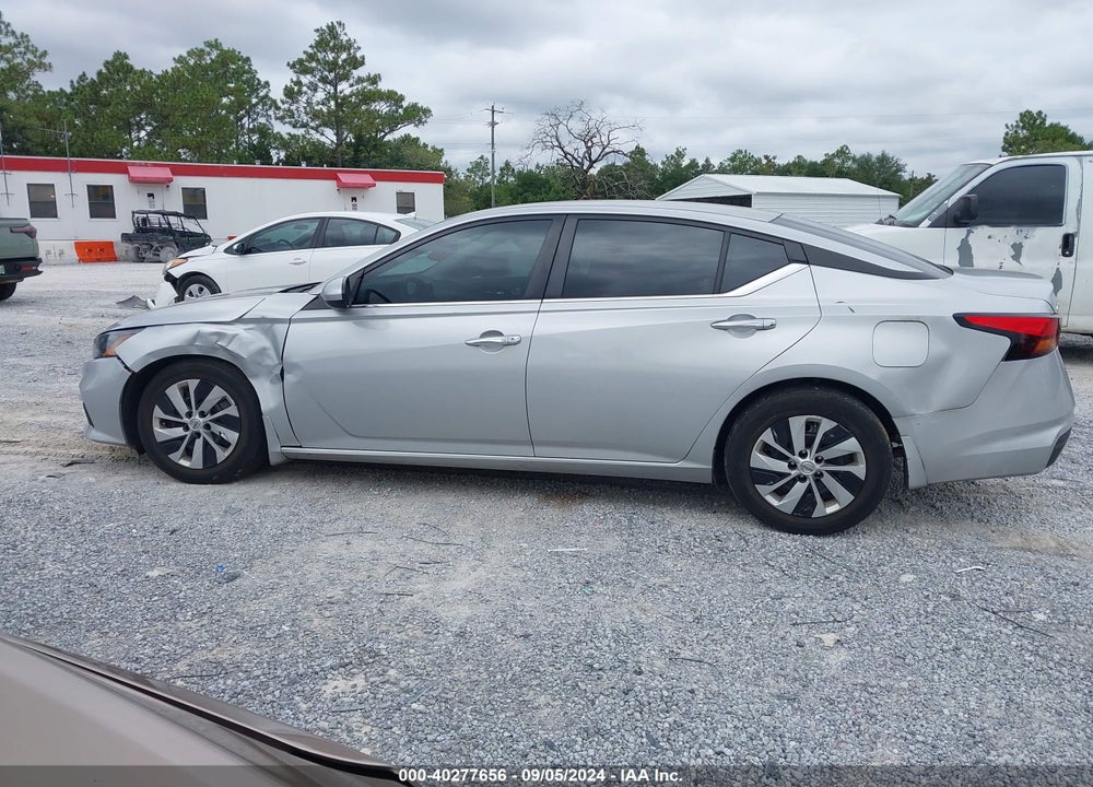2022 NISSAN ALTIMA S FWD VIN: 1N4BL4BV1NN340967