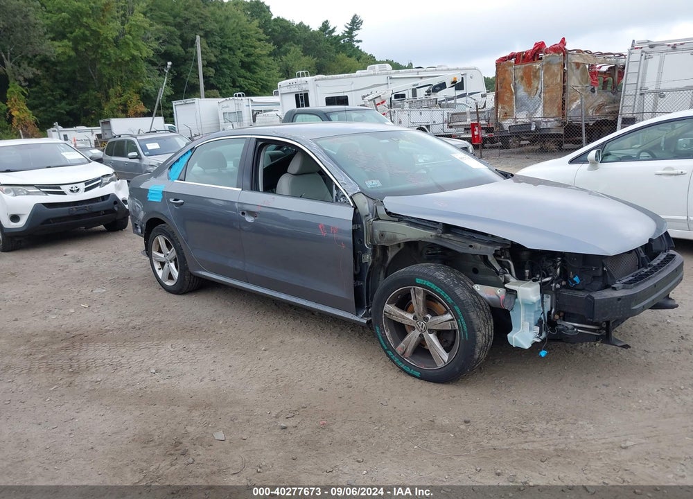 2015 VOLKSWAGEN PASSAT 1.8T LIMITED EDITION VIN: 1VWAT7A33FC116617