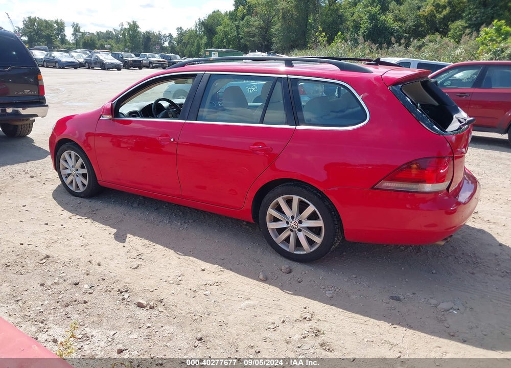 2013 VOLKSWAGEN JETTA SPORTWAGEN 2.0L TDI VIN: 3VWPL7AJ2DM641186