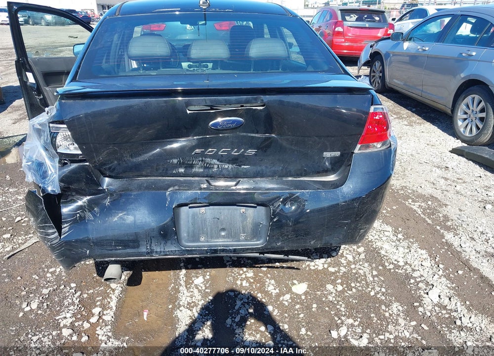 2011 FORD FOCUS SES VIN: 1FAHP3GN3BW133696