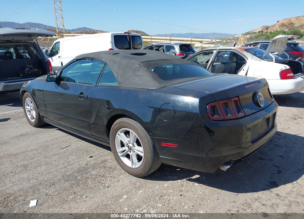 2014 FORD MUSTANG V6 VIN: 1ZVBP8EM0E5302149