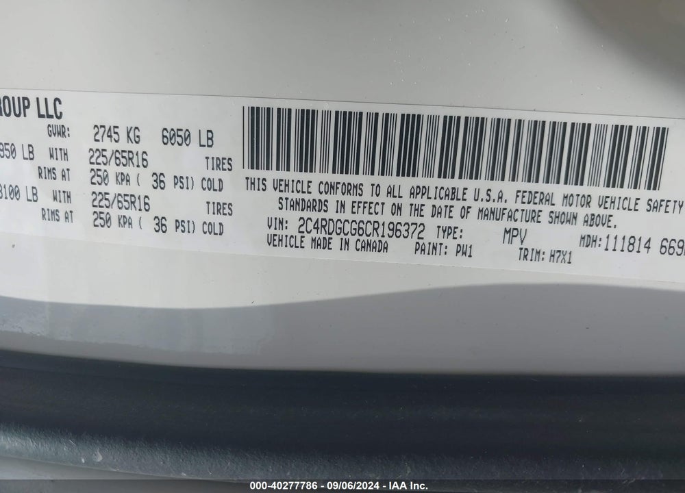 2012 DODGE GRAND CARAVAN SXT VIN: 2C4RDGCG6CR196372