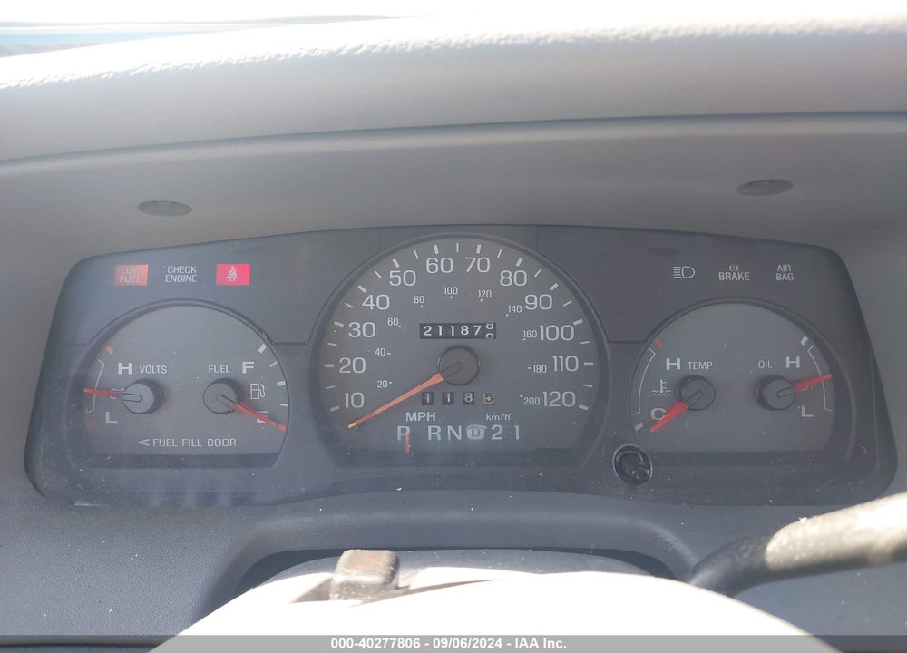 2002 MERCURY GRAND MARQUIS LS VIN: 2MEFM75W92X662067