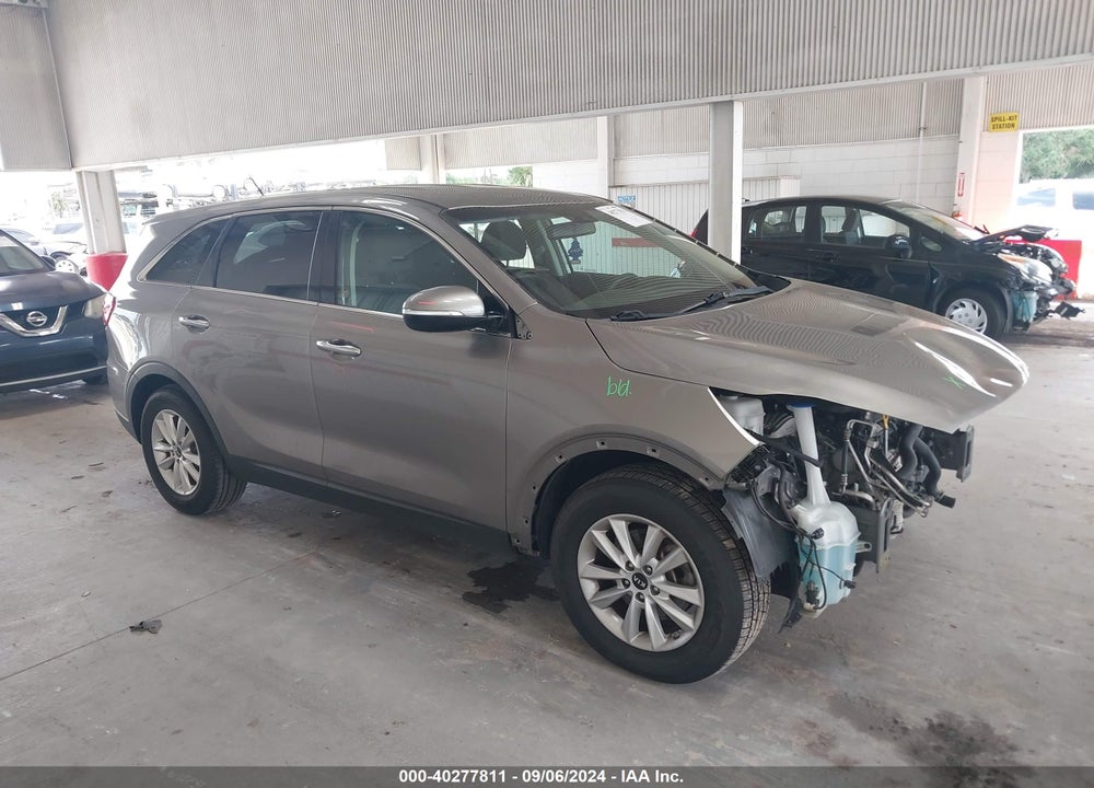 2019 KIA SORENTO 3.3L LX VIN: 5XYPG4A52KG510987