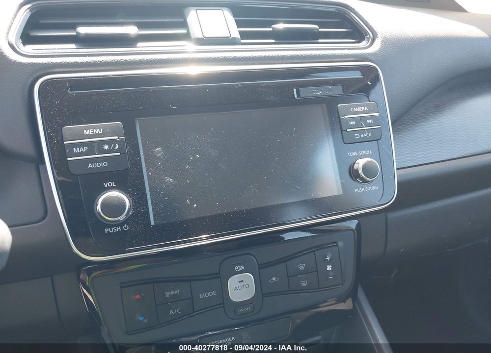 2018 NISSAN LEAF SV VIN: 1N4AZ1CP3JC309704