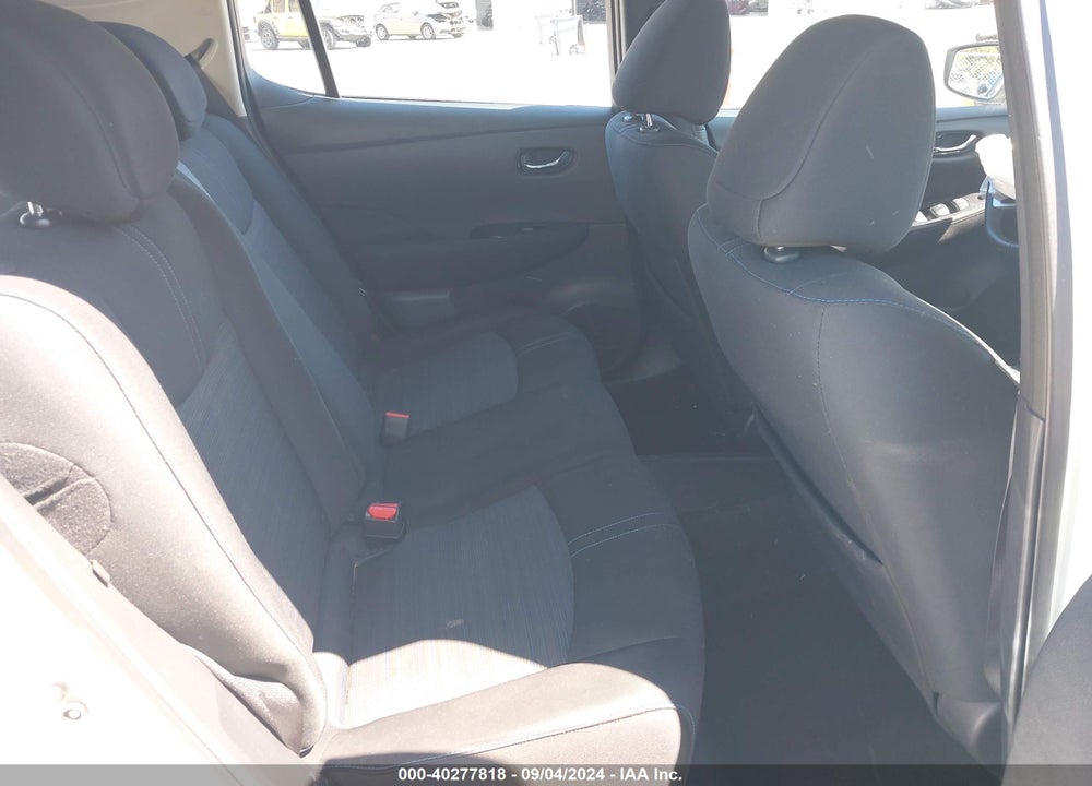 2018 NISSAN LEAF SV VIN: 1N4AZ1CP3JC309704