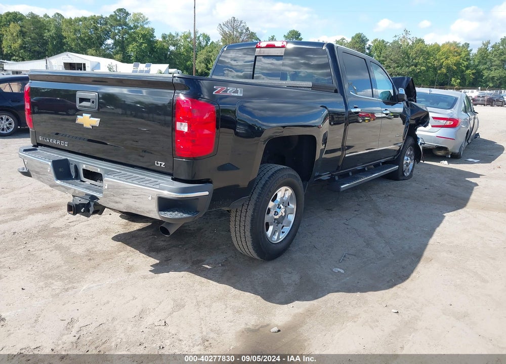 2015 CHEVROLET SILVERADO 2500HD LTZ VIN: 1GC1KWEG2FF579344