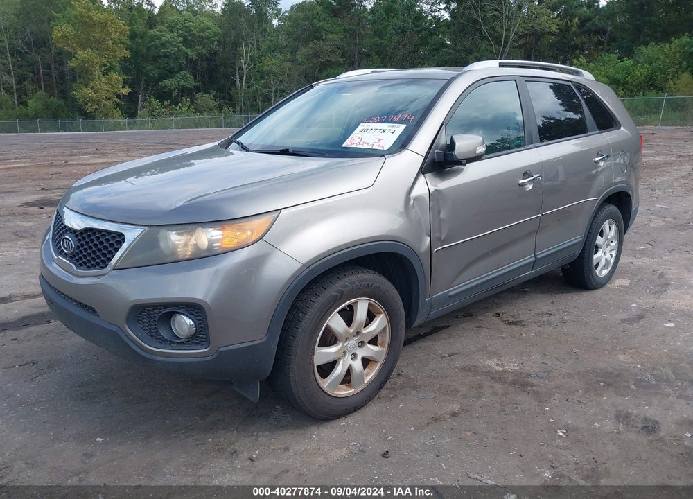 2011 KIA SORENTO LX VIN: 5XYKT3A18BG114947