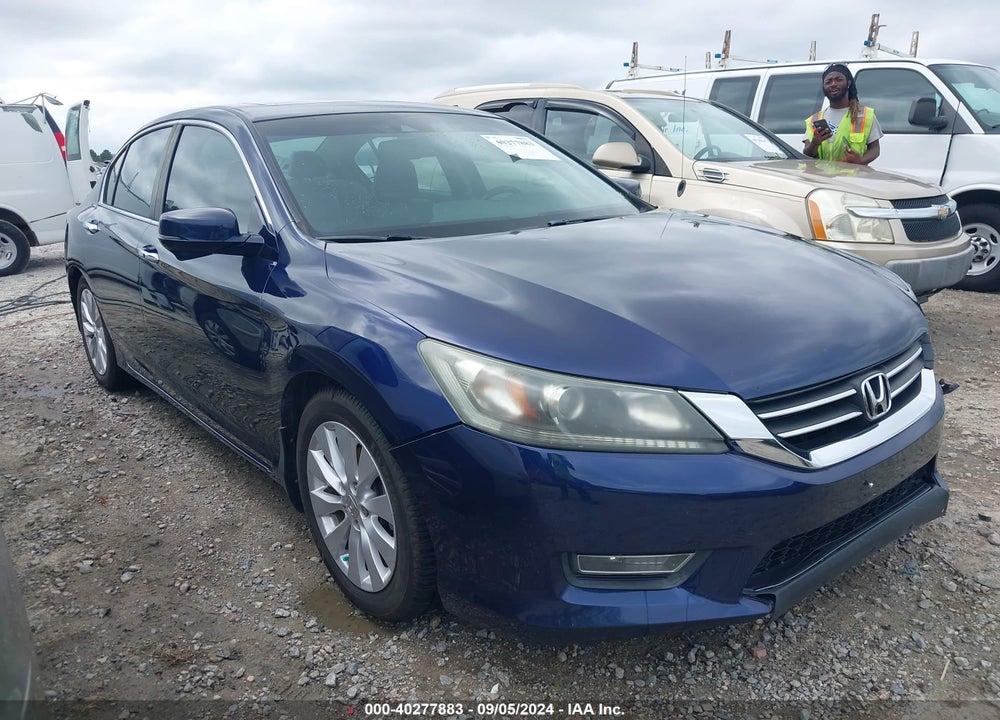 2013 HONDA ACCORD EX-L VIN: 1HGCR2F81DA062584