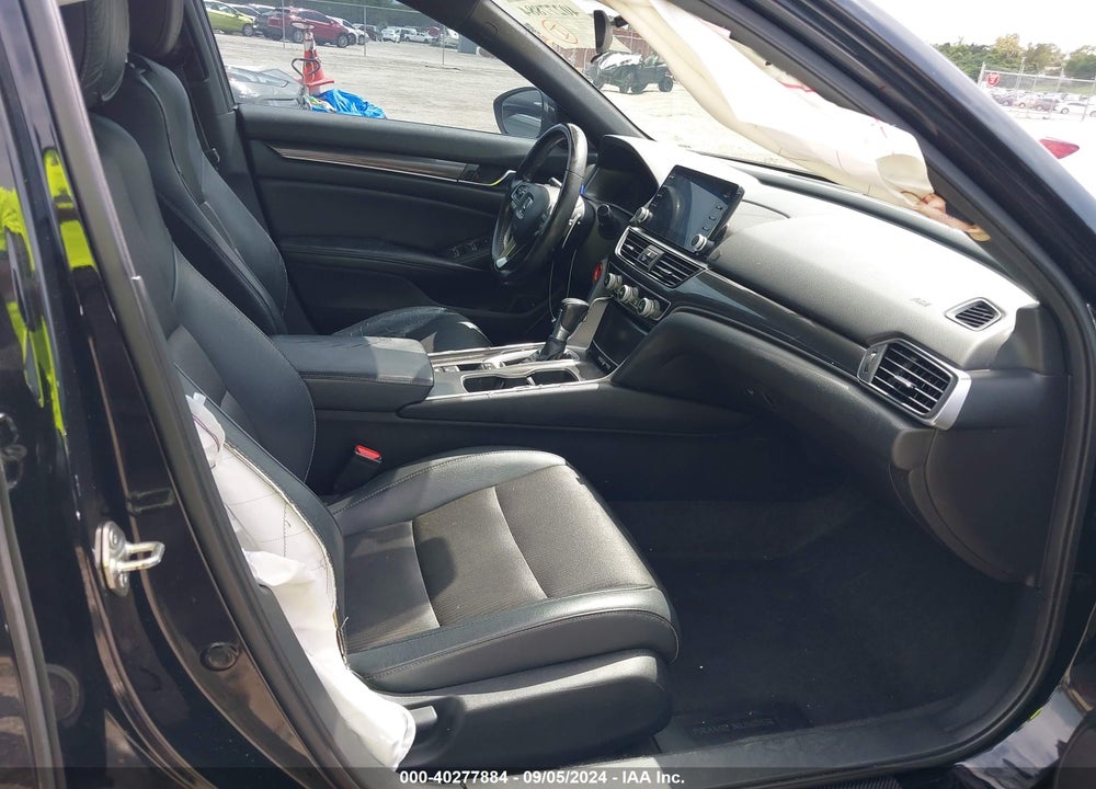 2018 HONDA ACCORD SPORT VIN: 1HGCV1F3XJA232513