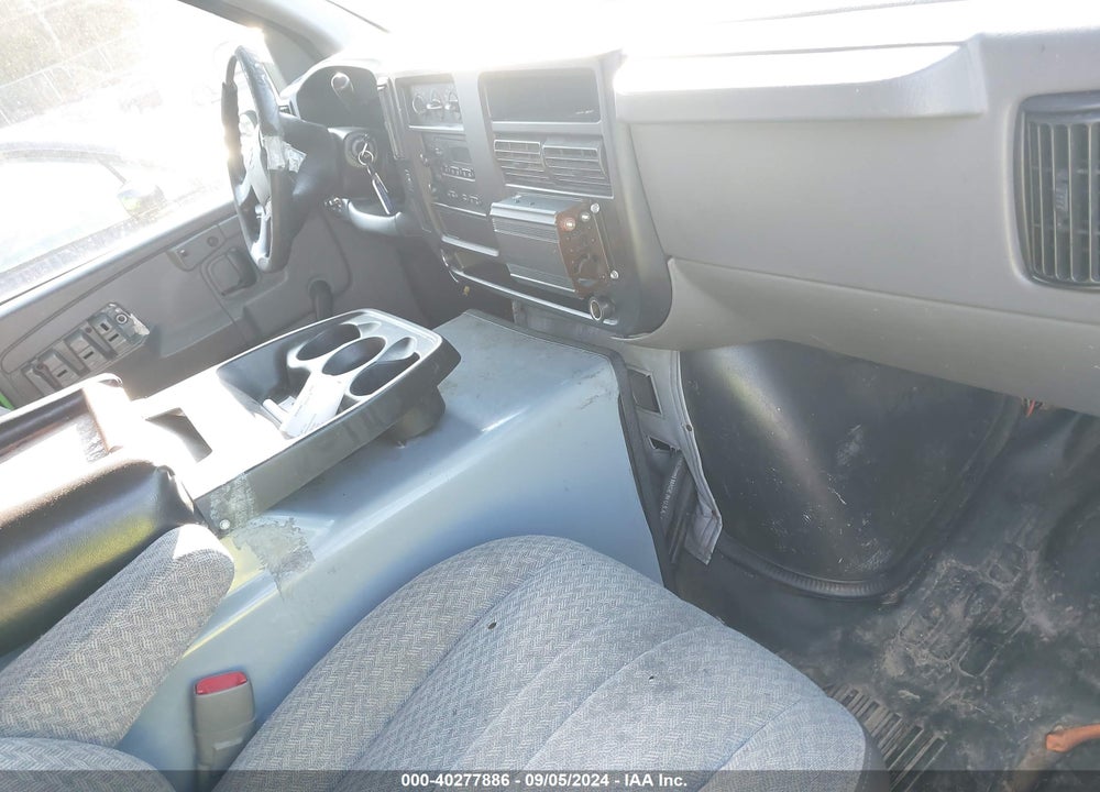 2003 CHEVROLET EXPRESS VIN: 1GCHG39U231188542