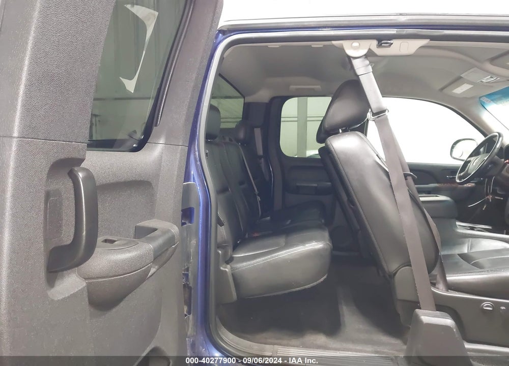 2010 GMC SIERRA 1500 SLT VIN: 1GTSKWE38AZ250043