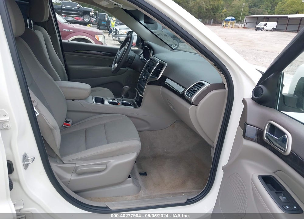 2012 JEEP GRAND CHEROKEE LAREDO VIN: 1C4RJEAG8CC260985