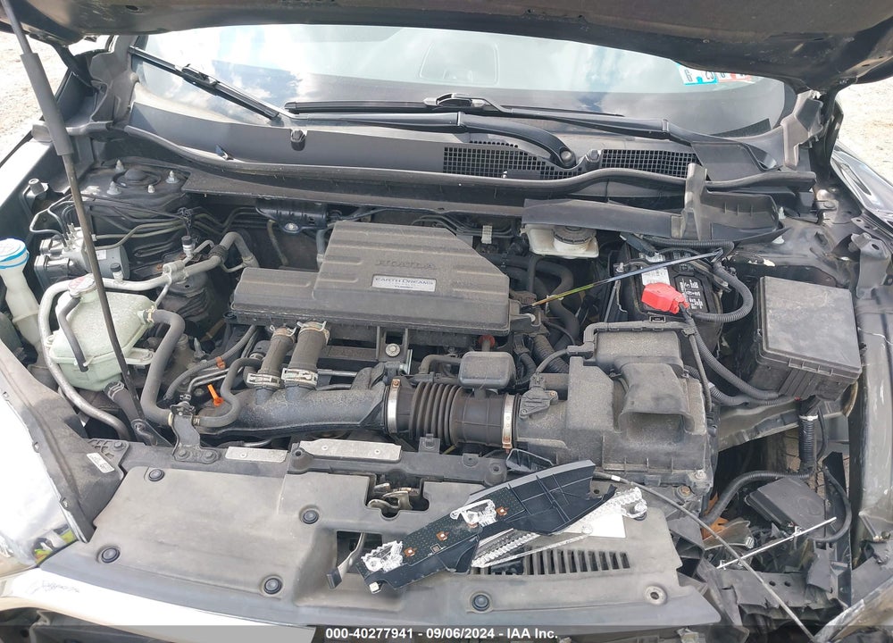 2018 HONDA CR-V TOURING VIN: 7FARW2H98JE002106