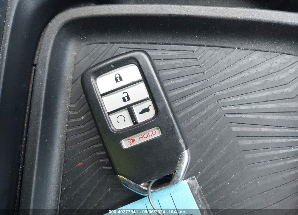2018 HONDA CR-V TOURING VIN: 7FARW2H98JE002106