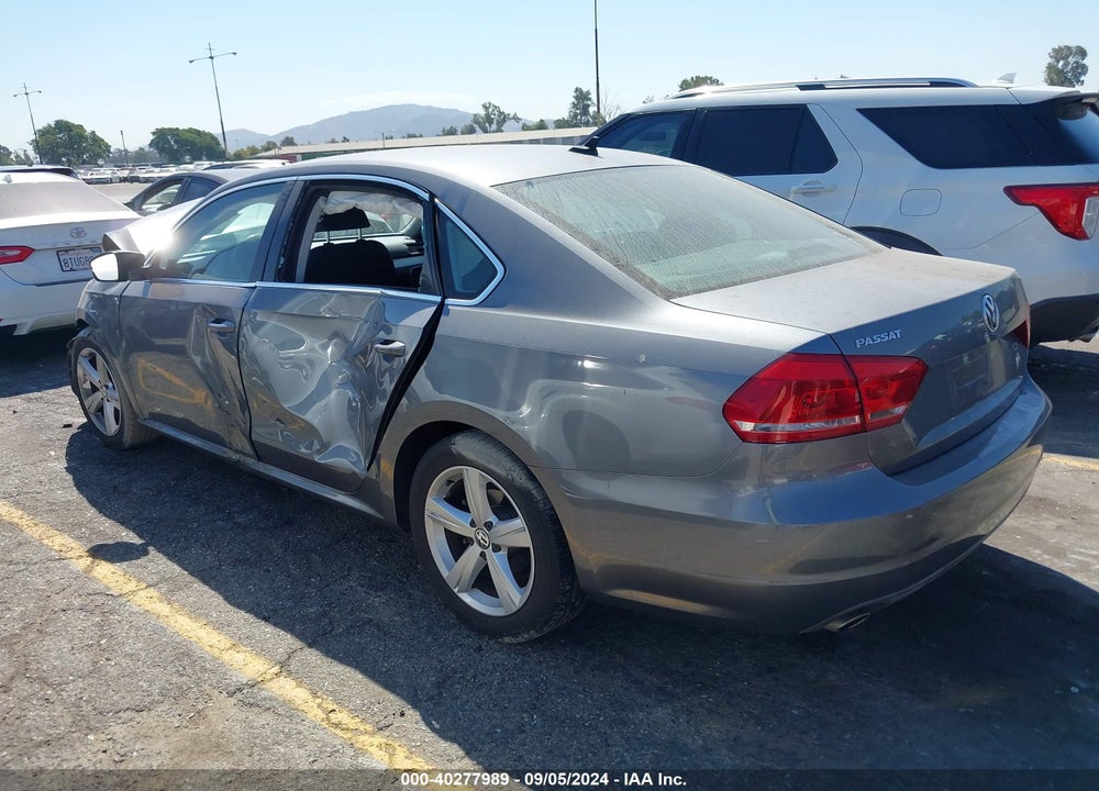 2013 VOLKSWAGEN PASSAT 2.5L SE VIN: 1VWBP7A34DC124909