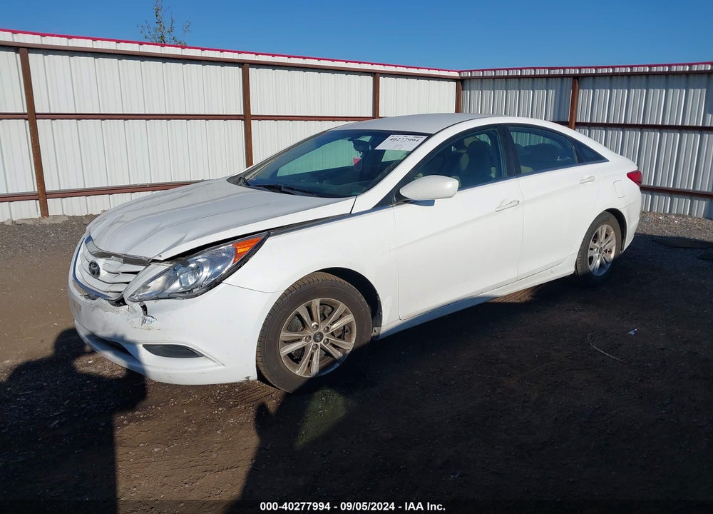 2013 HYUNDAI SONATA GLS VIN: 5NPEB4AC5DH742872
