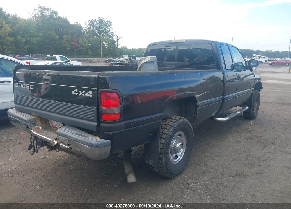 1999 DODGE RAM 2500 ST VIN: 1B7KF2366XJ651852