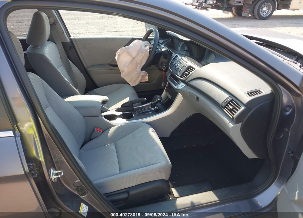 2015 HONDA ACCORD VIN: 1HGCR2F39FA122859