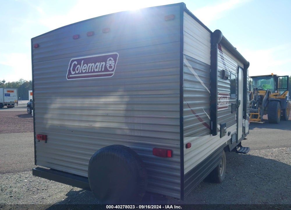 2018 COLEMAN LANTERN VIN: 4YDT17F15JH932908