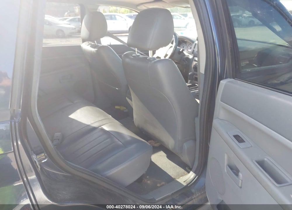 2005 JEEP GRAND CHEROKEE LAREDO VIN: 1J4HR48N95C575584