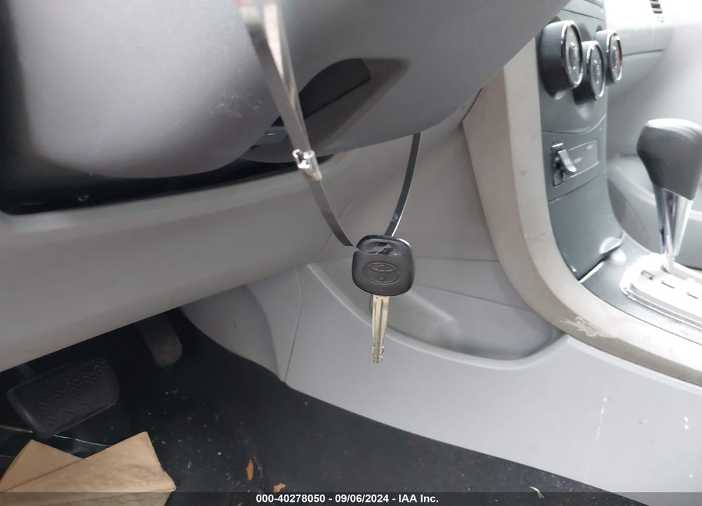 2010 TOYOTA COROLLA LE VIN: 1NXBU4EE2AZ199082