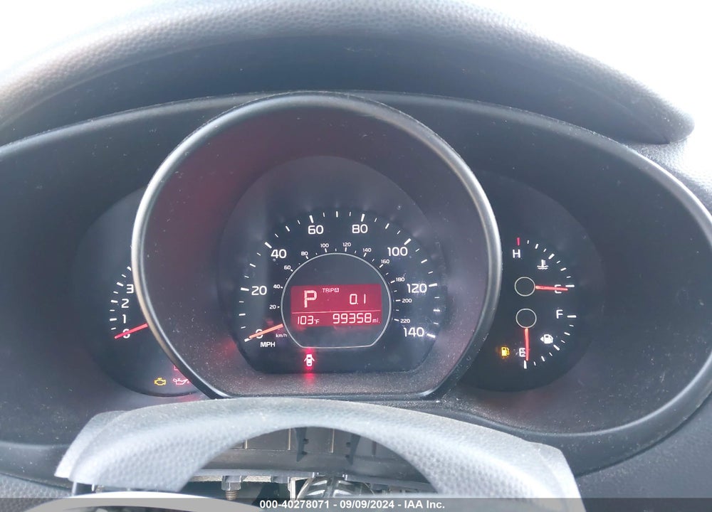 2015 KIA SOUL VIN: KNDJN2A25F7782037